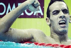 أحمد كرم يتوج بذهبية 800 متر سباحة بدورة الألعاب الإفريقية