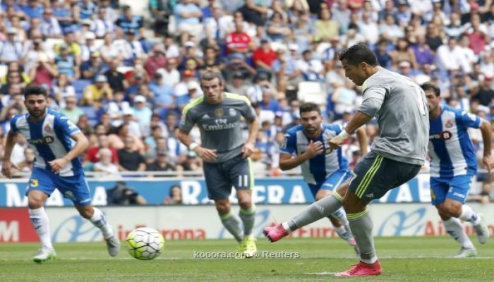 خماسية رونالدو وتوهج ميسي أبرز عناوين الدوري الإسباني (فيديو)