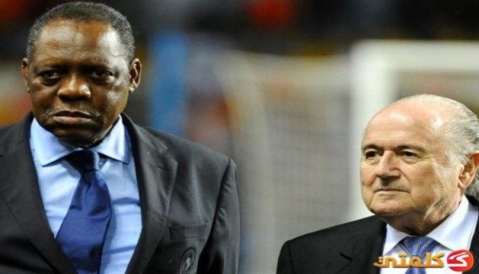 «فيفا» يعفي بلاتر من مهامه.. عيسى حياتو رئيسًا مؤقتًا للاتحاد الدولي