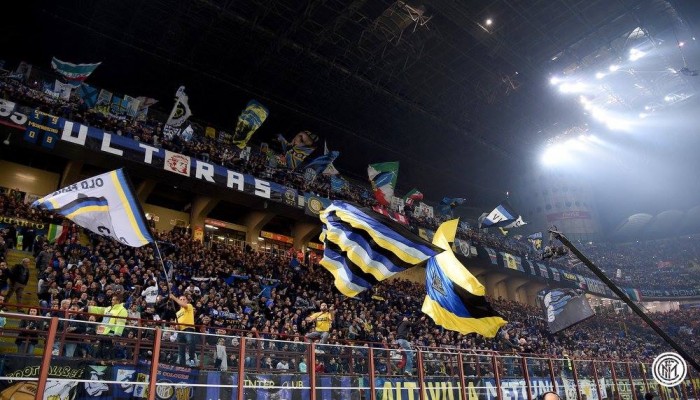 انتر ميلانو يهز عرش روما وينتزع صدارة الكالتشيو  (فيديو)