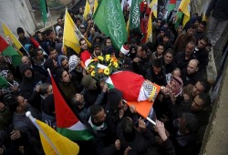 القدس تشيع شهيدين نفذا عملية إطلاق نار قرب "باب العامود"