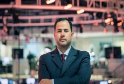 علاء بيومي عن مصر الانقلاب : مرحبًا بكم في جمهورية المخبرين العربية
