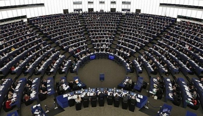 البرلمان الأوروبي يصوت لصالح فرض حظر توريد الأسلحة للسعودية