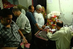 بأعلى سعر.. تموين الانقلاب يستورد 400 طن زيت تموين