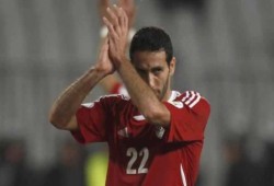 نشطاء يدشنون: #أبو_تريكة_خط_أحمر ضد قرار إحالته للنيابة