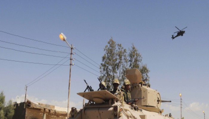 صحافة : مقتل وإصابة 13 جنديا بينهم ضباط في هجمات بسيناء