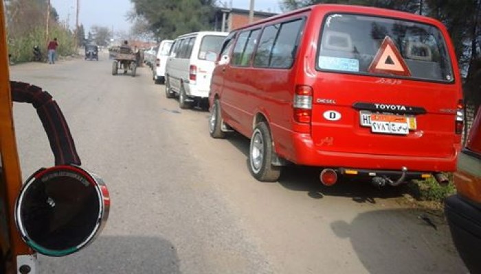 البحيرة : بعد تجاهُل الانقلاب لمطالبهم.. سائقو" الطود" يستأنفون اضرابهم عن العمل
