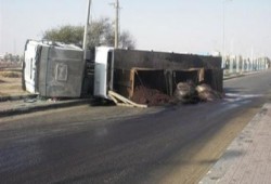 نحس السيسي.. توقف الطريق الدائري بعد انقلاب سيارة