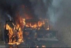 مقتل مجند وإصابة 3 أخرين إثر تفجير سيارتين بعبوة ناسفة بوسط سيناء