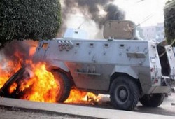 استهداف مدرعة تابعة للانقلاب بالعريش وأنباء عن وقوع إصابات