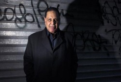 وائل قنيل :  هل علاء الأسواني أسقط أحمد شفيق؟