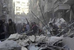 قنابل عنقودية على حلب والأكراد يتقدمون نحوها