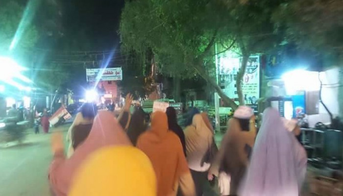 مسيرة ليلية لنساء ضد الانقلاب ببنى سويف