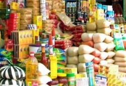 إرتفاع أسعار السلع الأساسية بنسبة 50% واختفاء بعضها من السوق المصرية