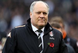 الأهلي يستبعد إكرامي ومتعب من السفر إلى أنجولا