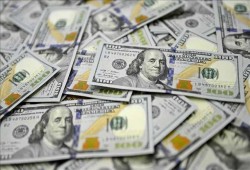 نقص الدولار يقلص إنتاج مصر من الحديد ويرفع أسعار العقارات