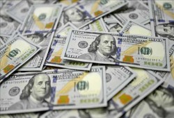 نقص الدولار يقلص إنتاج مصر من الحديد ويرفع أسعار العقارات