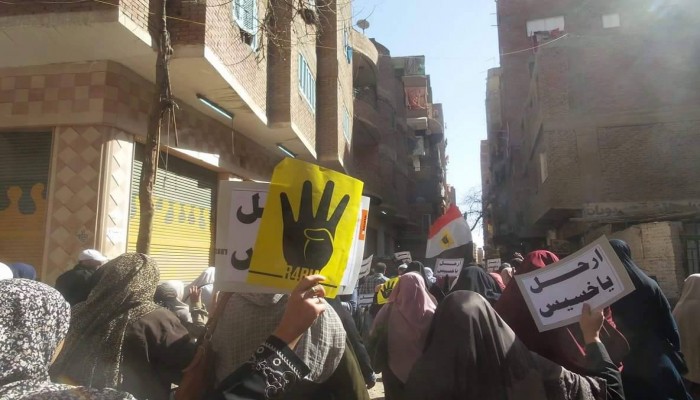 أحرار المعادي ينتفضون في جمعة "الجنيه يغرق .. والأسعار تشتعل"