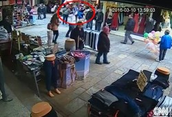 الأمن التركي يعتقل مواطن ضرب طفل سوري