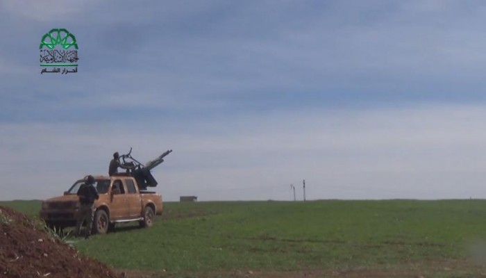 بالفيديو.. ثوار حماة يسقطون طائرة ميغ 21 لنظام الأسد