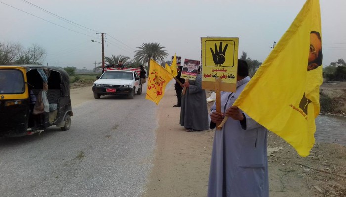 ثوار الفيوم يواصلون تظاهرات "الجنيه يغرق.. والأسعار تشتعل"