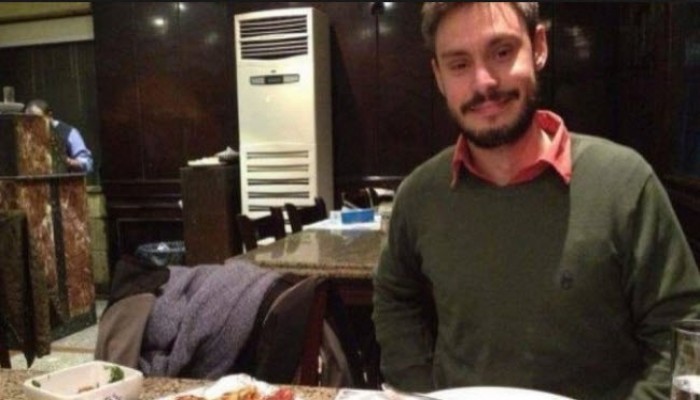 السفير البريطاني يعرب عن مخاوف بلاده من الانتهاكات والتعذيب بسجون الانقلاب