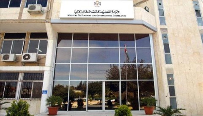وزير التخطيط بحكومة الانقلاب : الدين العام يقترب لـ100%.. والمناخ الاستثمارى سيئ