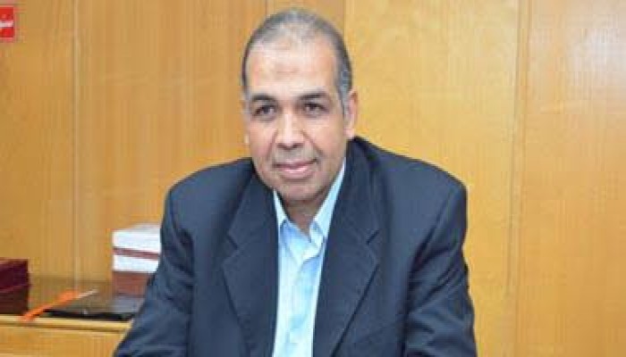 رئيس مباحث "السجون" يعتدي بالضرب على الدكتور صلاح سلطان ويكسر أسنانه