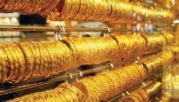 الغرفة التجارية: أسعار الذهب تواصل ارتفاعها في مصر رغم انخفاضها عالميا