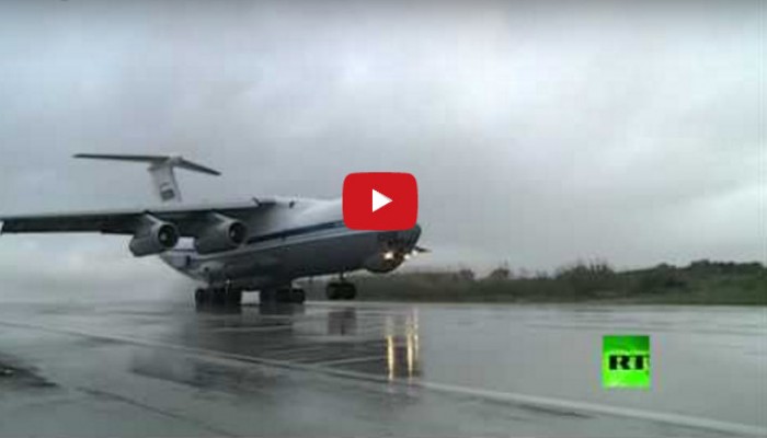 بالفيديو.. نصف طائرات الاحتلال الروسي الحربية تغادر سوريا