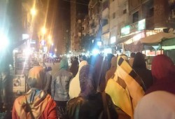 حرائر المنتزه ينتفضن فى أسبوع "الجنيه يغرق والأسعار تشتعل"