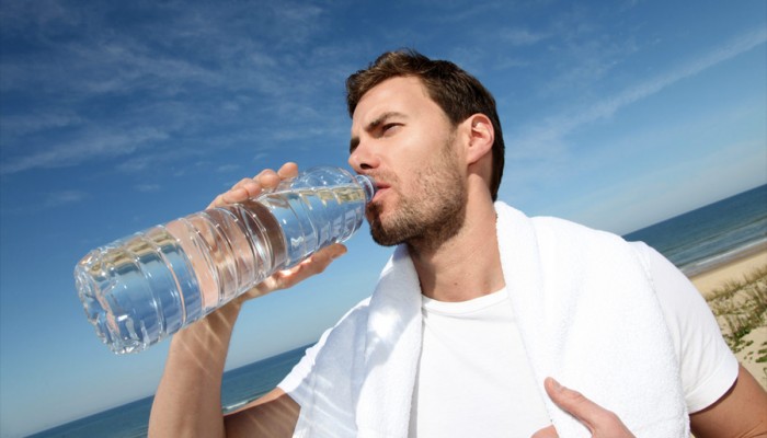 دراسة طبية: الماء يساعد على التخلص من السمنة