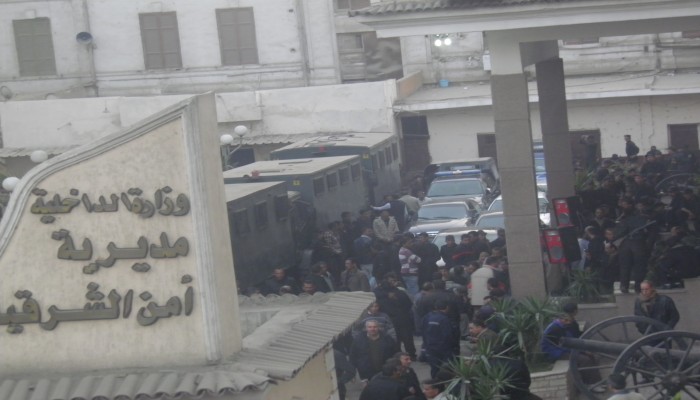 "إيهاب زهو" يتعنت في الإفراج عن معتقلين حصلوا على اخلاء سبيل بمركز "ههيا"