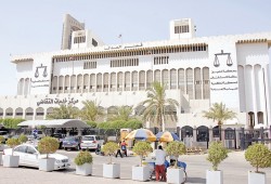 الكويت تقضي بحبس مغرد سعودي 7 أعوام بسبب هجومه على الشيعة(فيديو)