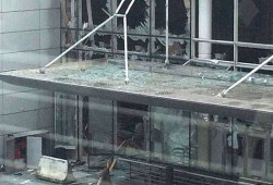 سقوط 11 قتيل و 20 جريح في انفجارين يهزان مطار بروكسل