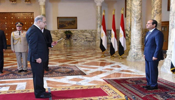 قائد الانقلاب يعين 10 "سكرتارية" جدد تحت مسمى وزراء