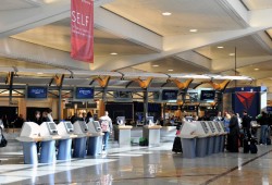 إخلاء مطار أتلانتا فى الولايات المتحدة الأمريكية بعد العثور على طرد مشبوه