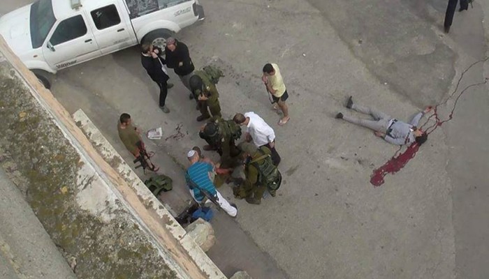 شهيدان في عملية طعن جندي صهيوني بالخليل