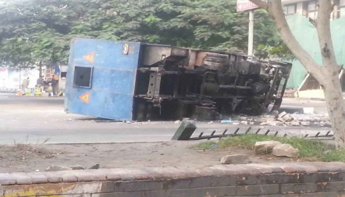 وفاة جندي وإصابة 5 آخرين إثر انقلاب سيارة أمن في الدقهلية