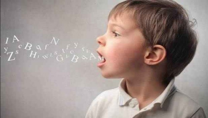 5 طرق فعالة للقضاء على مشكلة "التلعثم" عند الأطفال