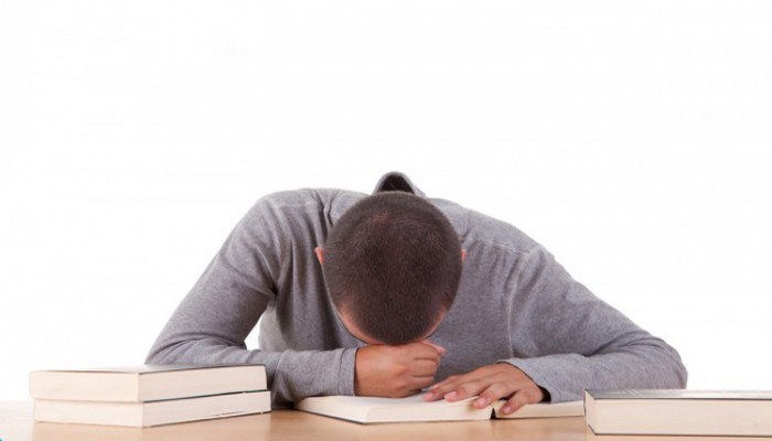 هل تشعر بملل المذاكرة؟.. إليك 5 نصائح