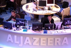 الجزيرة تستغني عن 500 من موظفيها غالبيتهم في قطر