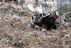 الجزائر.. مصرع 12 عسكريًا جرّاء سقوط مروحية جنوبي البلاد