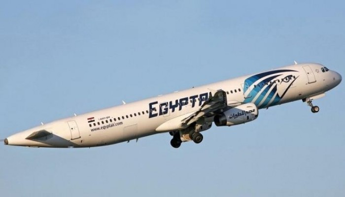 خاطف الطائرة المصرية يطلب حق اللجوء إلى قبرص