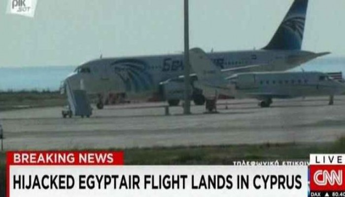 مختطف الطائرة يدعى سيف الدين مصطفى وليس إبراهيم سماحة