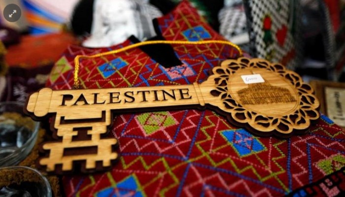 بمناسبة "يوم الأرض".. معرض للتراث الفلسطيني في بيروت