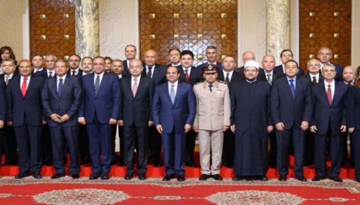 309 مليارات جنيه عجزا بموازنة مصر .. والديون تقفز