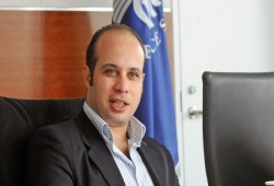 والد مؤسس 6 إبريل : إبني يلقى معاملة جيدة دخل سجن طره