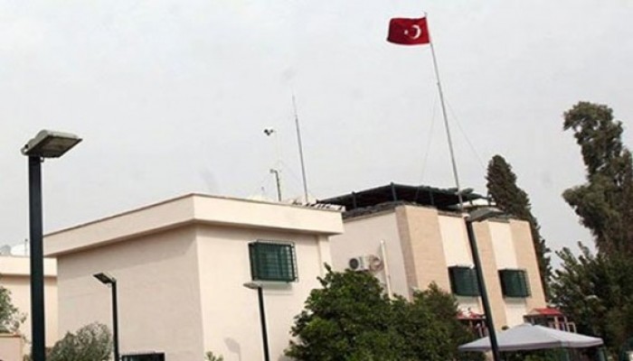 بموافقة أنقرة .. طائرات التحالف تدمر القنصلية التركية في الموصل شمال العراق