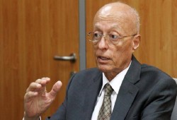 وفاة اللواء سيف اليزل رئيس ائتلاف دعم السيسي بعد إصابته بمرض خطير